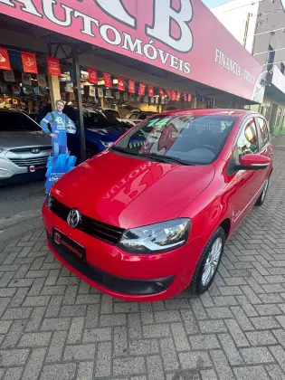 VOLKSWAGEN FOX 1.6 MI HIGHLINE 8V FLEX 4P MANUAL VOLKSWAGEN FOX 1.6 MI HIGHLINE 8V FLEX 4P MANUAL
