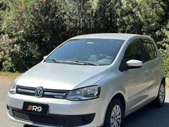 VOLKSWAGEN-FOX-1.0 MI 8V FLEX 2P MANUAL VOLKSWAGEN-FOX-2014