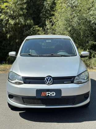 VOLKSWAGEN-FOX-2014