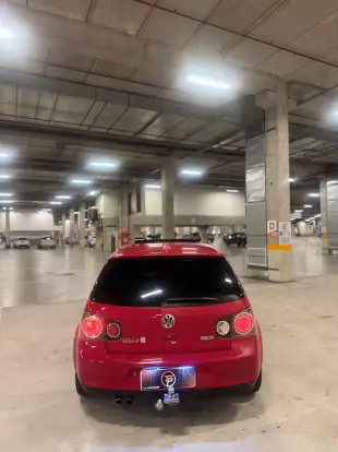 VOLKSWAGEN-GOLF-2011