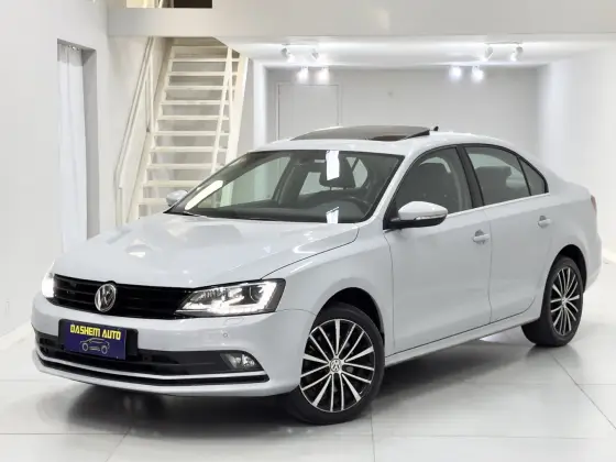 VOLKSWAGEN JETTA 2.0 TSI HIGHLINE 211CV GASOLINA 4P TIPTRONIC VOLKSWAGEN JETTA 2.0 TSI HIGHLINE 211CV GASOLINA 4P TIPTRONIC