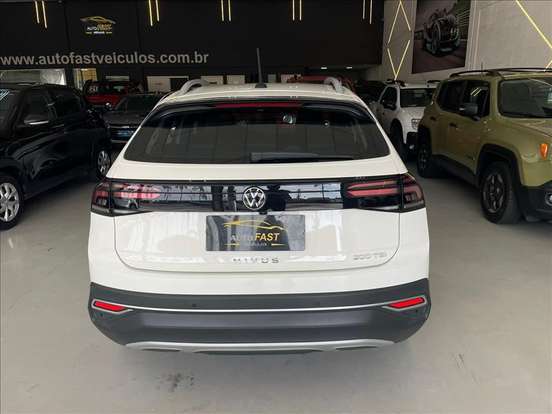 VOLKSWAGEN-NIVUS-1.0 200 TSI TOTAL FLEX HIGHLINE AUTOMÁTICO VOLKSWAGEN-NIVUS-2024