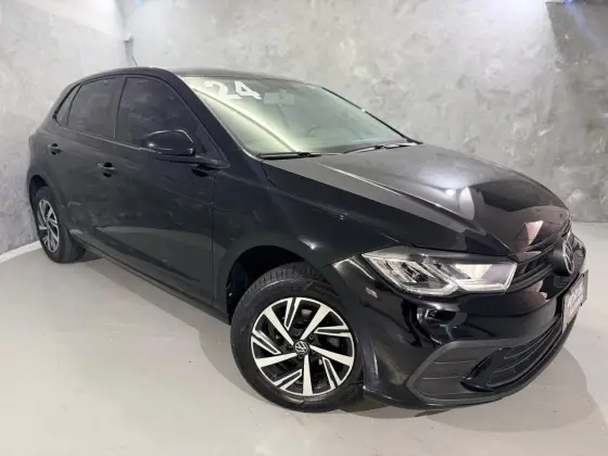 VOLKSWAGEN POLO 1.0 MPI MANUAL VOLKSWAGEN POLO 1.0 MPI MANUAL