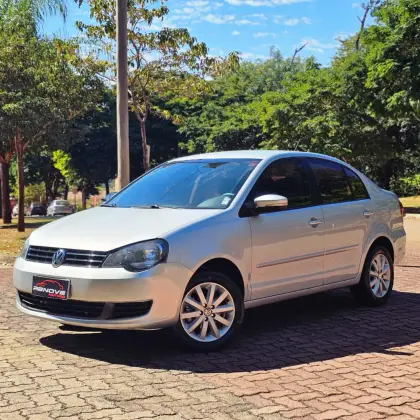 VOLKSWAGEN POLO SEDAN 1.6 MI 8V FLEX 4P MANUAL VOLKSWAGEN POLO SEDAN 1.6 MI 8V FLEX 4P MANUAL