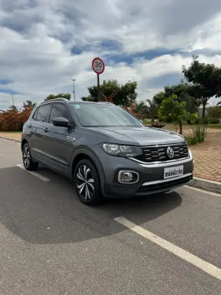 VOLKSWAGEN T-CROSS 1.4 250 TSI TOTAL FLEX HIGHLINE AUTOMÁTICO VOLKSWAGEN T-CROSS 1.4 250 TSI TOTAL FLEX HIGHLINE AUTOMÁTICO