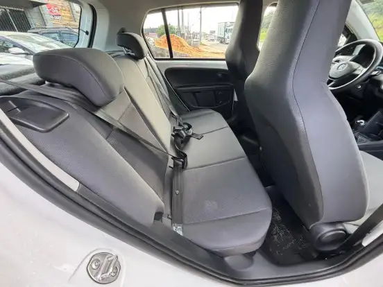 VOLKSWAGEN-UP-2018