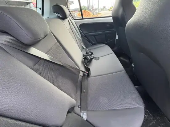 VOLKSWAGEN-UP-2018