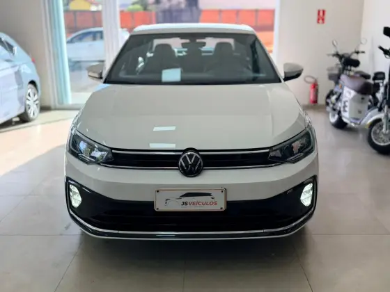 VOLKSWAGEN VIRTUS 1.0 200 TSI HIGHLINE AUTOMÁTICO VOLKSWAGEN VIRTUS 1.0 200 TSI HIGHLINE AUTOMÁTICO