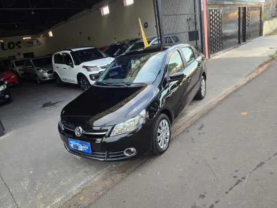 VOLKSWAGEN VOYAGE 1.6 MI COMFORTLINE I-MOTION 8V FLEX 4P AUTOMATIZADO