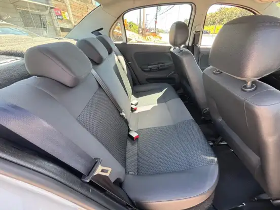 VOLKSWAGEN-VOYAGE-2021