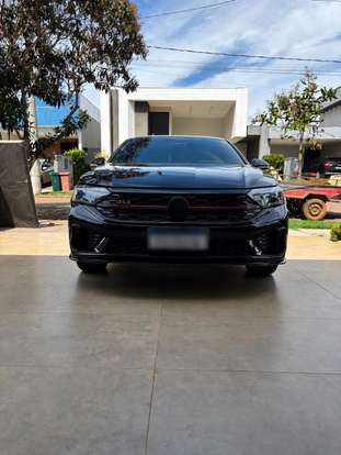 VOLKSWAGEN-JETTA-2023
