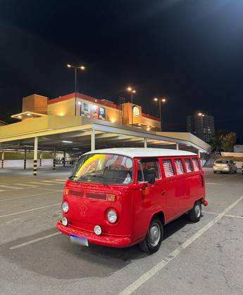 Volkswagen Kombi 1.6 Luxo 8V Gasolina 3P Manual