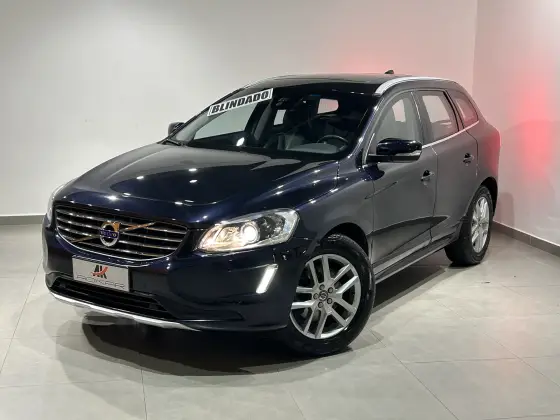 VOLVO XC60 2.0 T5 MOMENTUM GASOLINA 4P AUTOMÁTICO VOLVO XC60 2.0 T5 MOMENTUM GASOLINA 4P AUTOMÁTICO