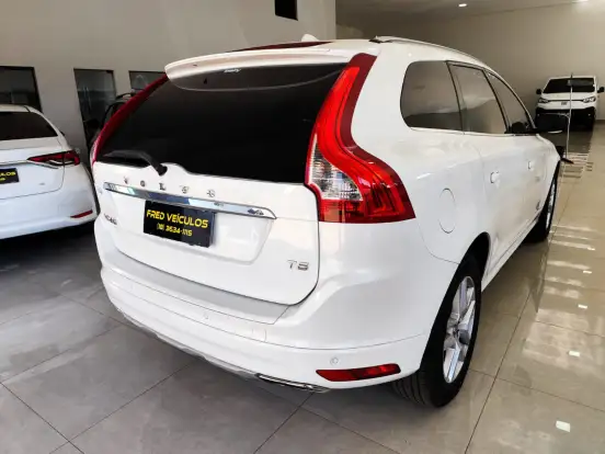 VOLVO-XC60-2.0 T5 MOMENTUM GASOLINA 4P AUTOMÁTICO VOLVO-XC60-2016