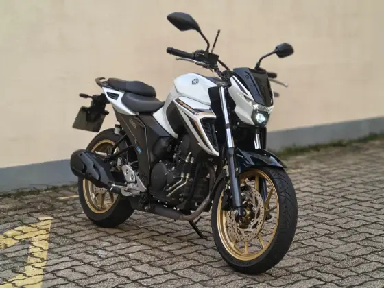 YAMAHA FZ25 FAZER CONNECTED ABS YAMAHA FZ25 FAZER CONNECTED ABS