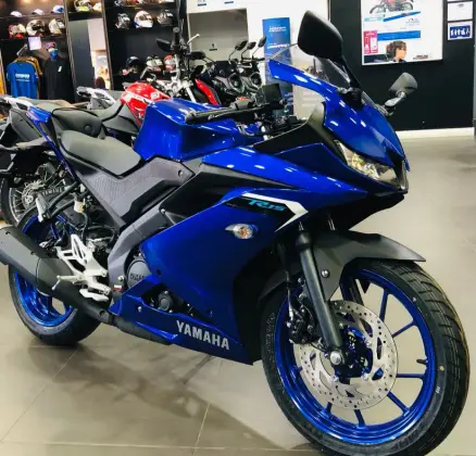 YAMAHA YZF R15 YAMAHA YZF R15