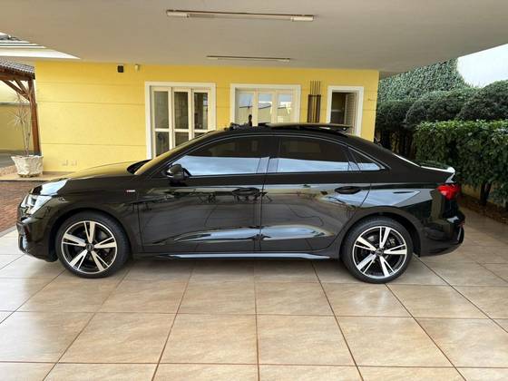 Foto de Audi A3 2.0 40 Tfsi Mhev Sedan Performance Black S-tronic