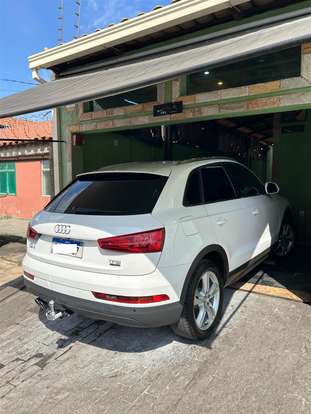 AUDI-Q3-2017