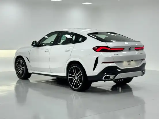 BMW-X6-3.0 TWINPOWER GASOLINA XDRIVE40I M SPORT AUTOMÁTICO BMW-X6-2025