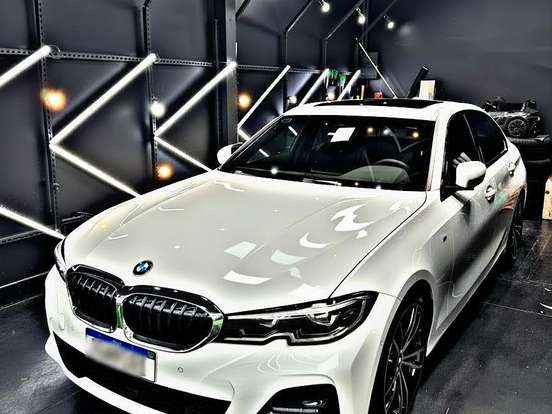 BMW-320i-2.0 16V TURBO GASOLINA M SPORT AUTOMÁTICO BMW-320i-2020