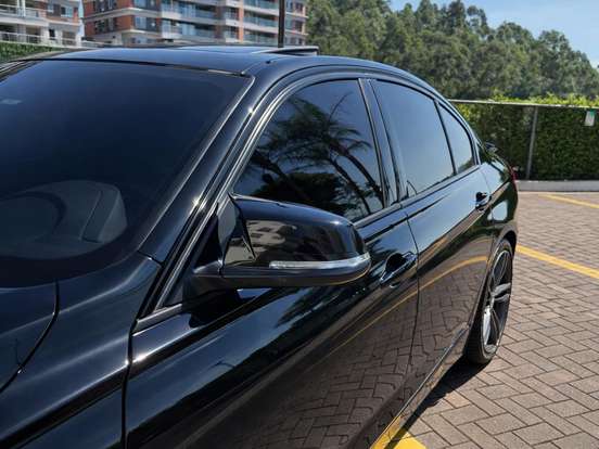 BMW-320i-2.0 SPORT GP 16V TURBO ACTIVE FLEX 4P AUTOMÁTICO BMW-320i-2017