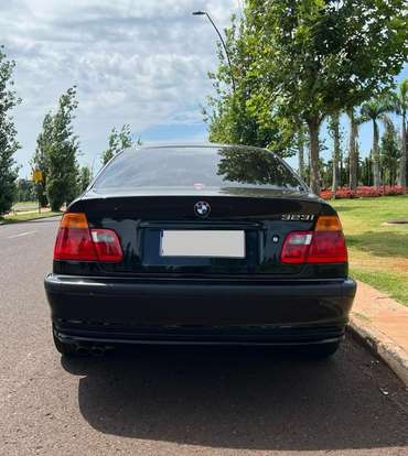 BMW-323i-2000