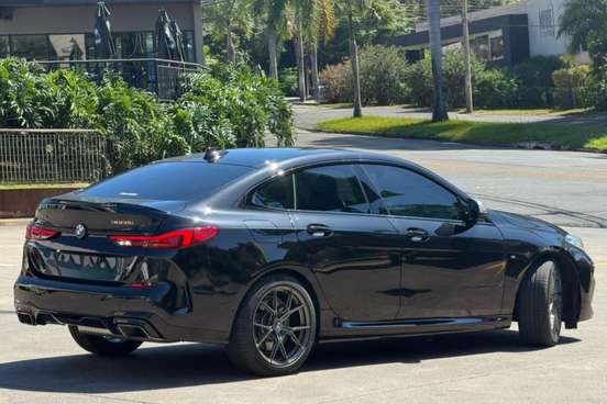 BMW-M 235i-2022