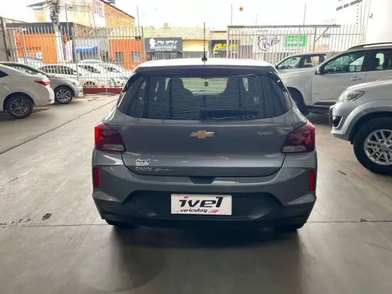 CHEVROLET-ONIX-2022