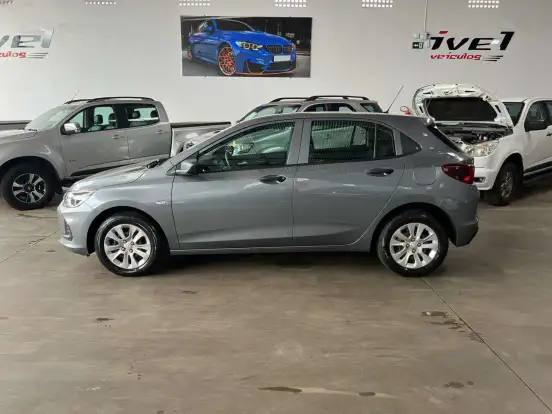 CHEVROLET-ONIX-2022