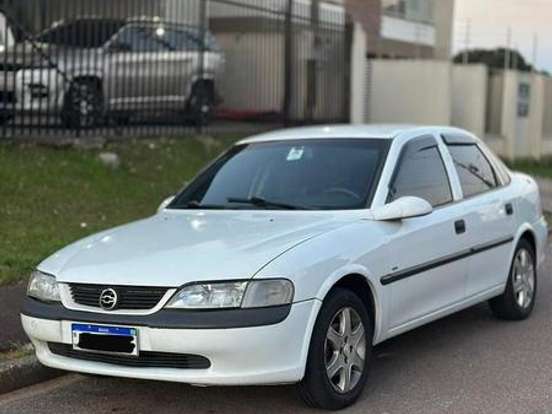 CHEVROLET-VECTRA-2.0 MPFI CD 8V GASOLINA 4P MANUAL CHEVROLET-VECTRA-1996