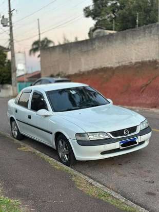 CHEVROLET-VECTRA-1996