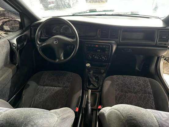 CHEVROLET-VECTRA-2.0 MPFI CD 8V GASOLINA 4P MANUAL CHEVROLET-VECTRA-1996