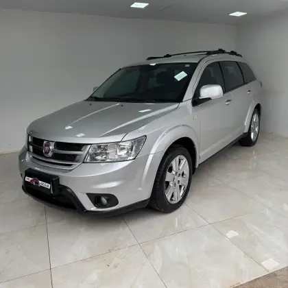FIAT FREEMONT 2.4 EMOTION 16V GASOLINA 4P AUTOMÁTICO