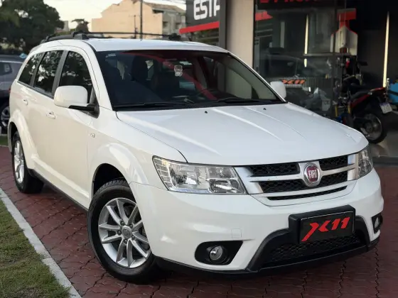 FIAT FREEMONT 2.4 PRECISION 16V GASOLINA 4P AUTOMÁTICO