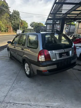 FIAT PALIO 1.8 MPI ADVENTURE WEEKEND 8V GASOLINA 4P MANUAL FIAT PALIO 1.8 MPI ADVENTURE WEEKEND 8V GASOLINA 4P MANUAL