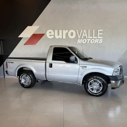 FORD F-250 3.9 XLT 4X2 CS DIESEL 2P MANUAL FORD F-250 3.9 XLT 4X2 CS DIESEL 2P MANUAL