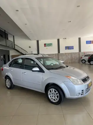 FORD FIESTA 1.0 MPI TREND SEDAN 8V FLEX 4P MANUAL