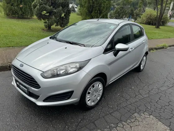 FORD FIESTA 1.5 S HATCH 16V FLEX 4P MANUAL FORD FIESTA 1.5 S HATCH 16V FLEX 4P MANUAL