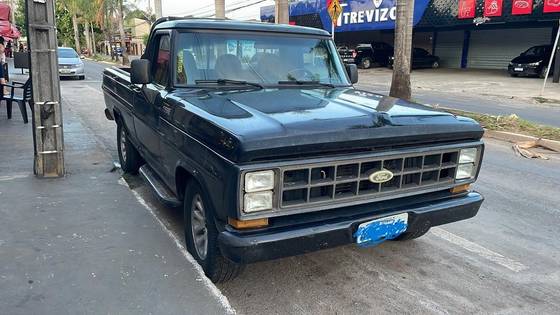 FORD F-1000 3.9 SUPER SÉRIE 4X2 CS 8V TURBO DIESEL 2P MANUAL