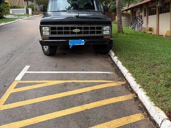 FORD-F-1000-3.9 SUPER SÉRIE 4X2 CS 8V TURBO DIESEL 2P MANUAL FORD-F-1000-1983