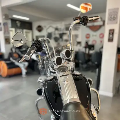 HARLEY-DAVIDSON-ROAD KING CLASSIC-2012
