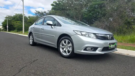 HONDA CIVIC 2.0 EXR 16V FLEX 4P AUTOMÁTICO HONDA CIVIC 2.0 EXR 16V FLEX 4P AUTOMÁTICO