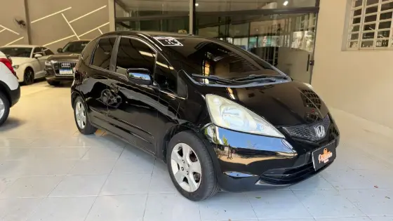 HONDA FIT 1.4 LX 16V FLEX 4P MANUAL HONDA FIT 1.4 LX 16V FLEX 4P MANUAL