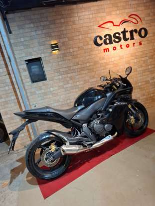 HONDA-CBR 600F-2012