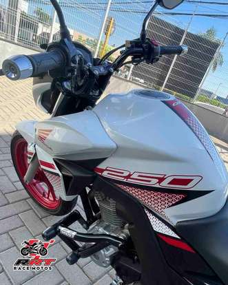 HONDA-CB TWISTER-2022