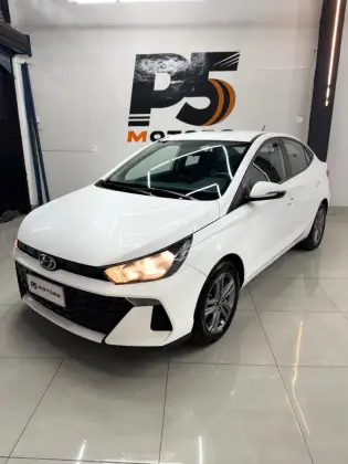 HYUNDAI HB20S 1.0 TGDI FLEX COMFORT PLUS TECH AUTOMÁTICO HYUNDAI HB20S 1.0 TGDI FLEX COMFORT PLUS TECH AUTOMÁTICO