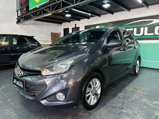 HYUNDAI HB20S 1.6 COMFORT PLUS 16V FLEX 4P MANUAL HYUNDAI HB20S 1.6 COMFORT PLUS 16V FLEX 4P MANUAL