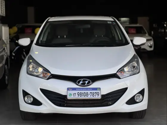 HYUNDAI HB20S 1.6 PREMIUM 16V FLEX 4P AUTOMÁTICO HYUNDAI HB20S 1.6 PREMIUM 16V FLEX 4P AUTOMÁTICO