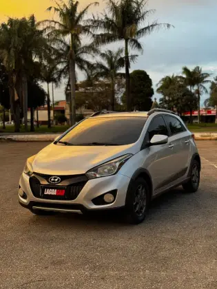 HYUNDAI HB20X 1.6 16V PREMIUM FLEX 4P MANUAL