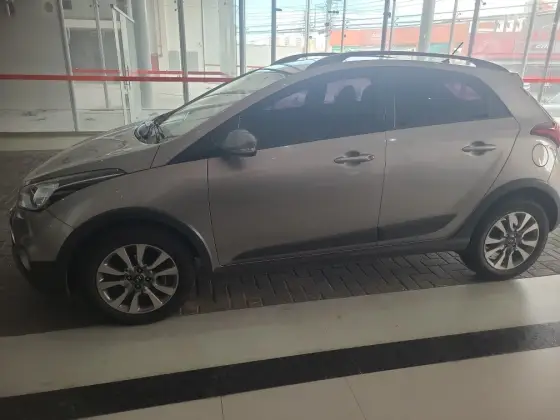 HYUNDAI HB20X 1.6 16V STYLE FLEX 4P MANUAL